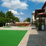 Mountain View Complex Resort 2*