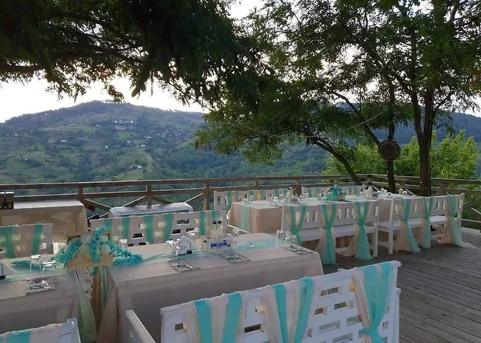 Mountain View Complex